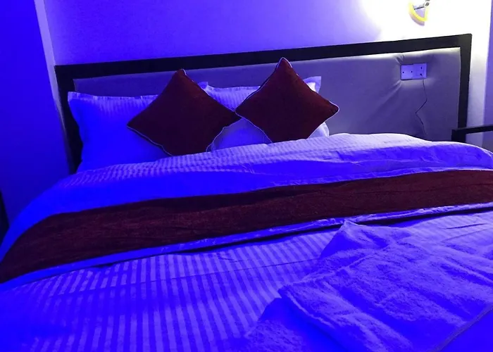 Hotel Paradise Valley View מלון קטמנדו